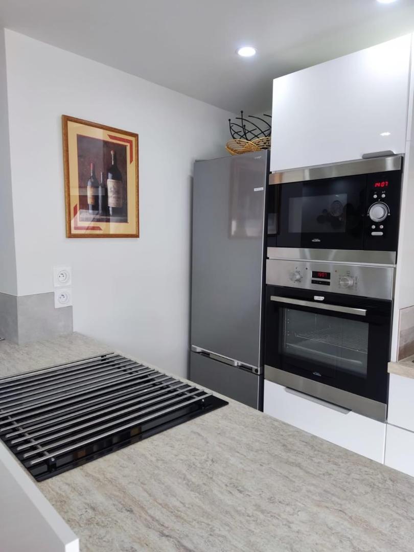 Chez Soline - Le Duplex Climatise Амбоаз Екстериор снимка